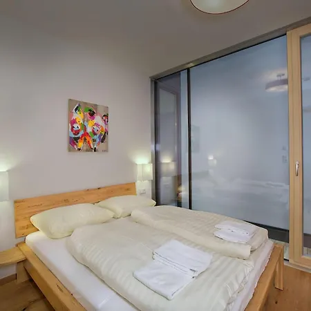 Modern With Garden, With Access To Sauna * Neukirchen am Grossvenediger