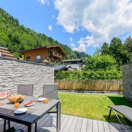 Modern With Garden, With Access To Sauna Neukirchen am Grossvenediger