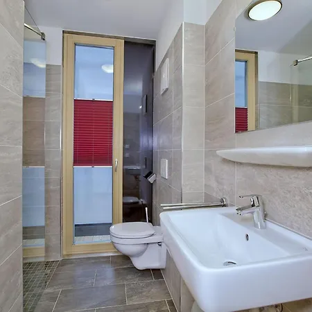 Apartment Modern With Garden, With Access To Sauna *